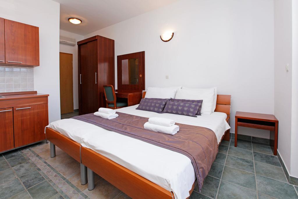 Apartments Vala Vela Luka Habitación foto
